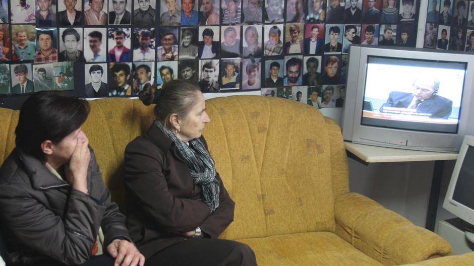 majke srebrenice prate suđenje